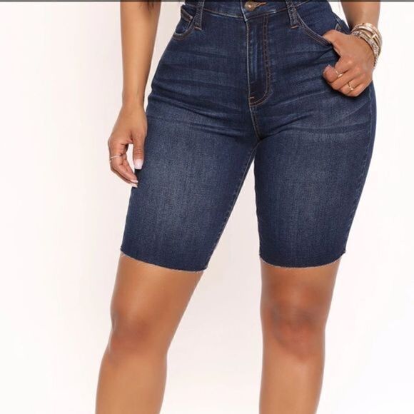 Midnight Stretch Denim Bermudas - Picture 4 of 5